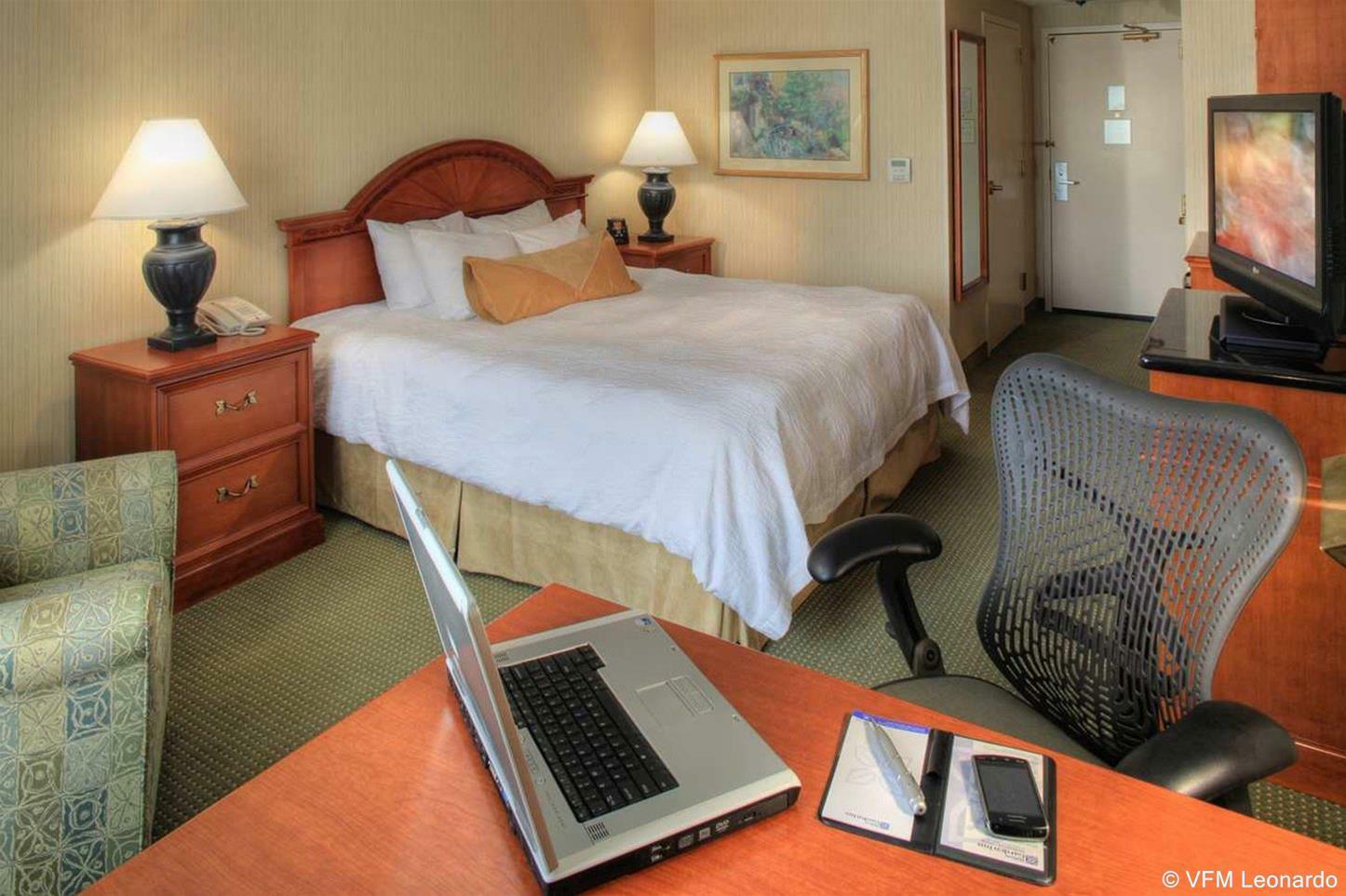 Hilton Garden Inn Portland Lake Oswego Exterior foto